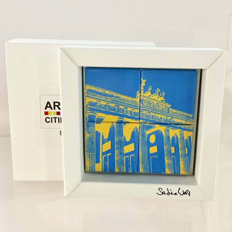 Gift box for 4 magnets