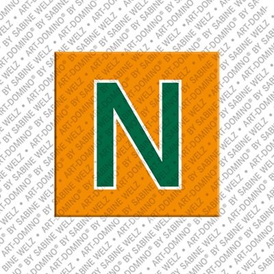 Kühlschrankmagnet mit dem Buchstaben N in Orange